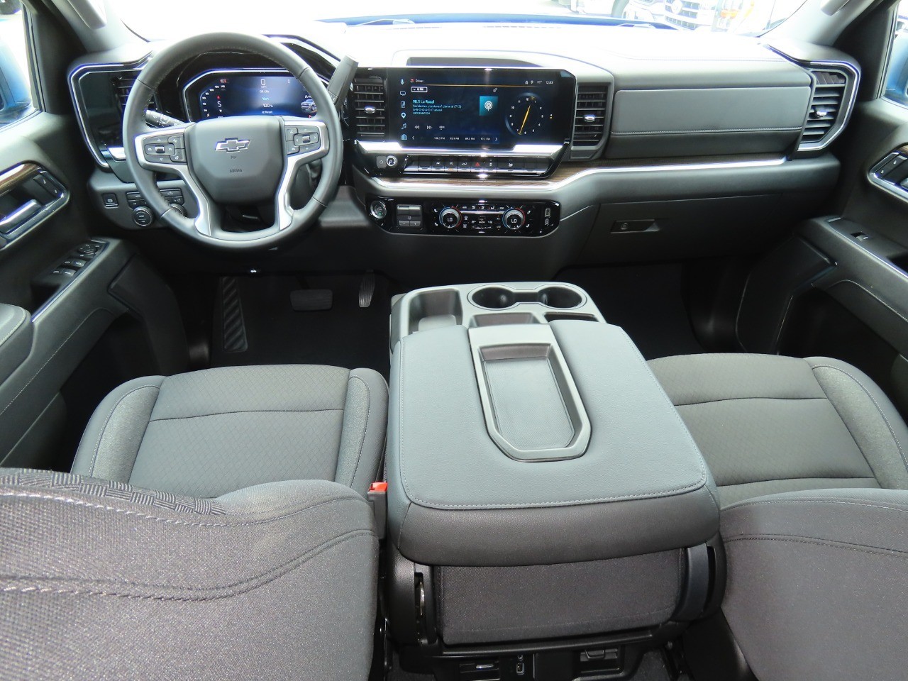 used 2025 Chevrolet Silverado 1500 car, priced at $47,999