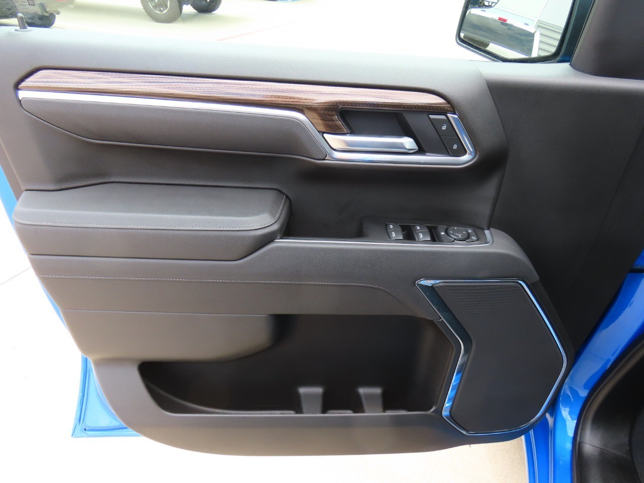 used 2025 Chevrolet Silverado 1500 car, priced at $47,999