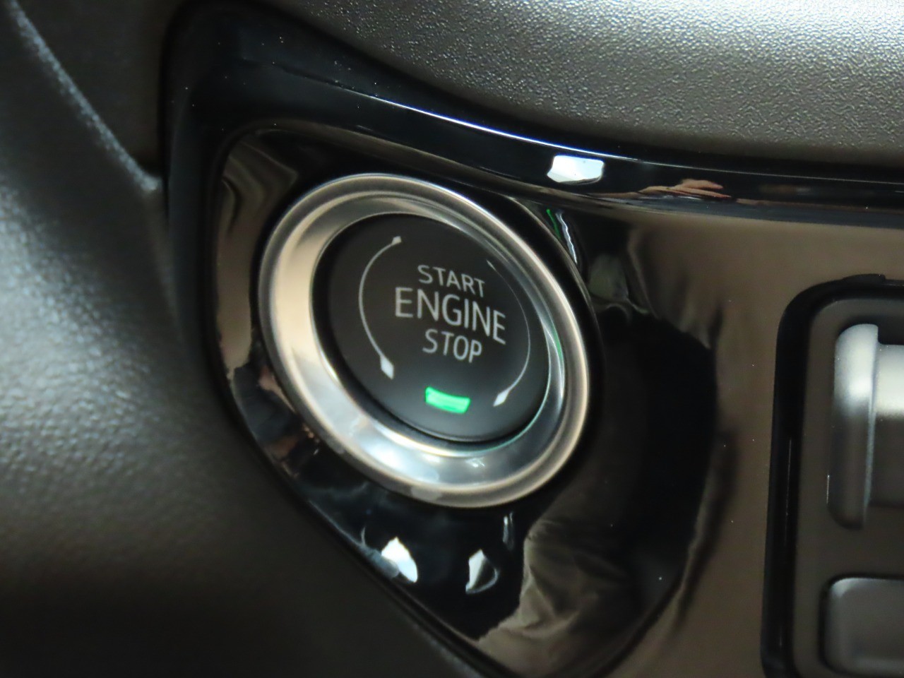 used 2025 Chevrolet Silverado 1500 car, priced at $47,999