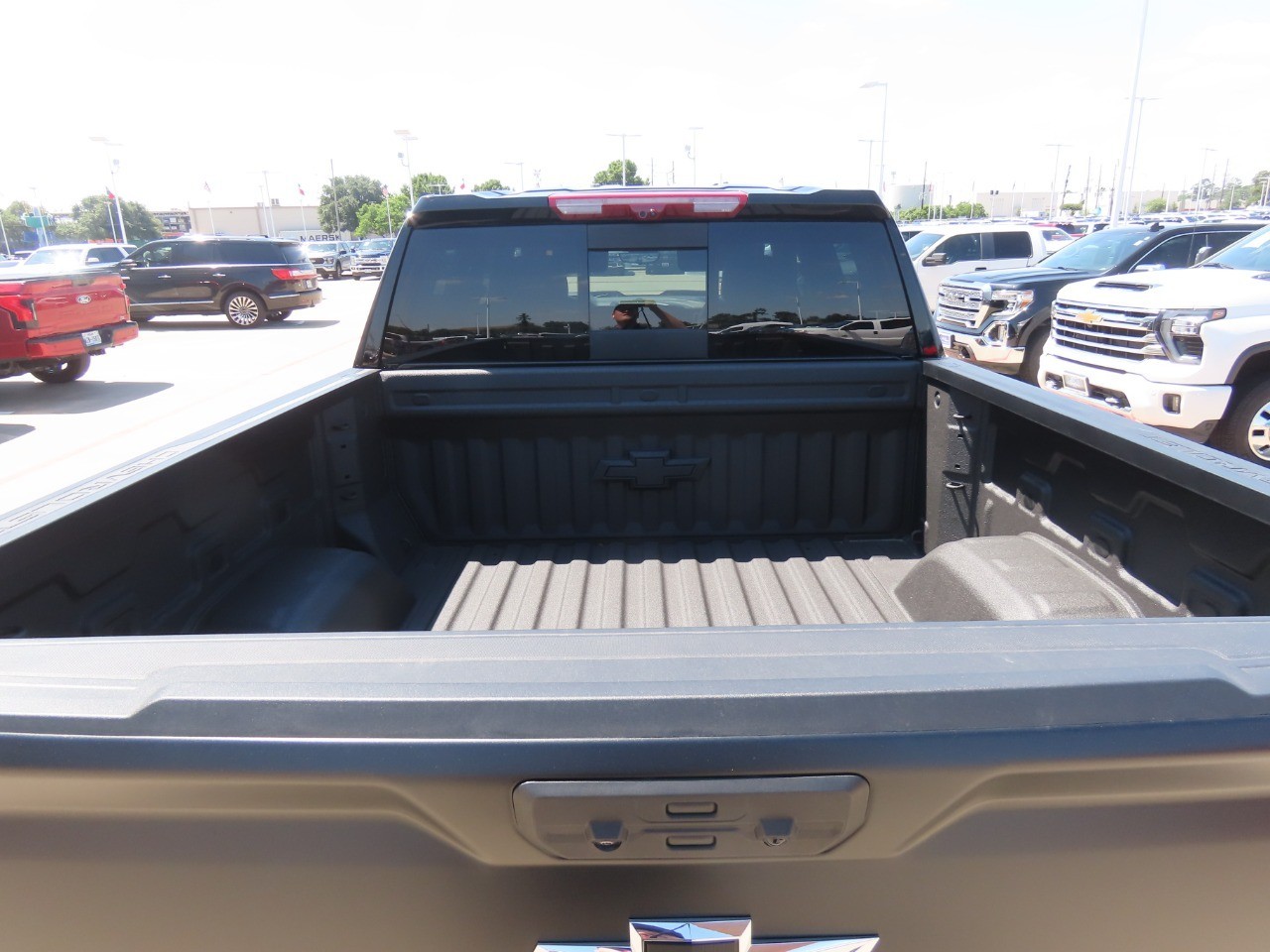 2026 Chevrolet Silverado 1500 ZR2 - 11