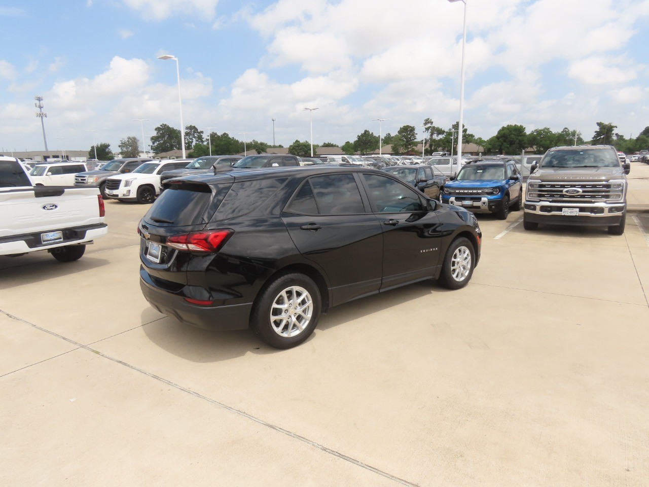 2024 Chevrolet Equinox LS - 10