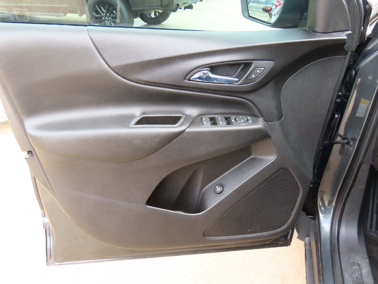 used 2020 Chevrolet Equinox car, priced at $14,999