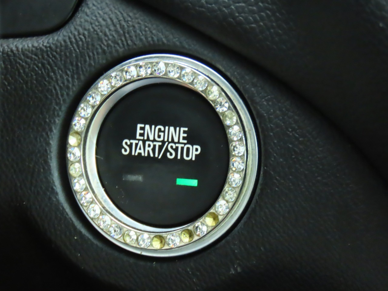 used 2020 Chevrolet Equinox car, priced at $14,999