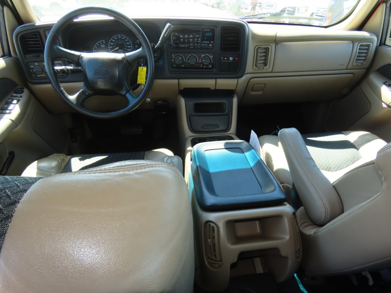 used 2002 Chevrolet Avalanche car, priced at $8,999