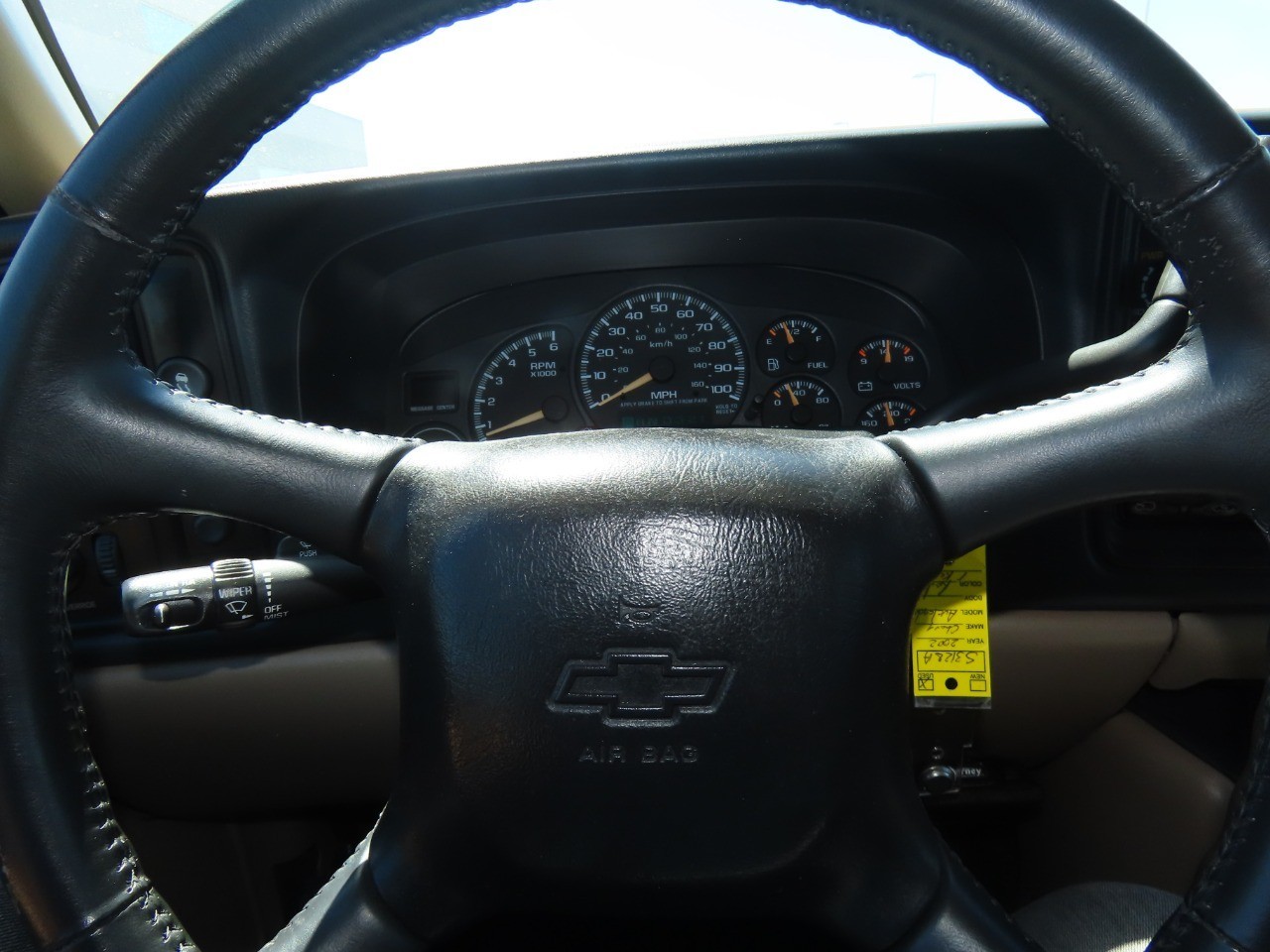 used 2002 Chevrolet Avalanche car, priced at $8,999