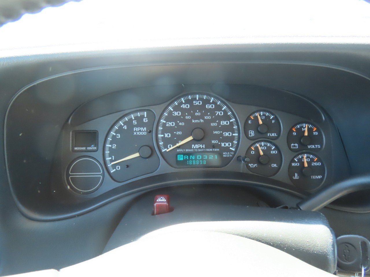 used 2002 Chevrolet Avalanche car, priced at $8,999