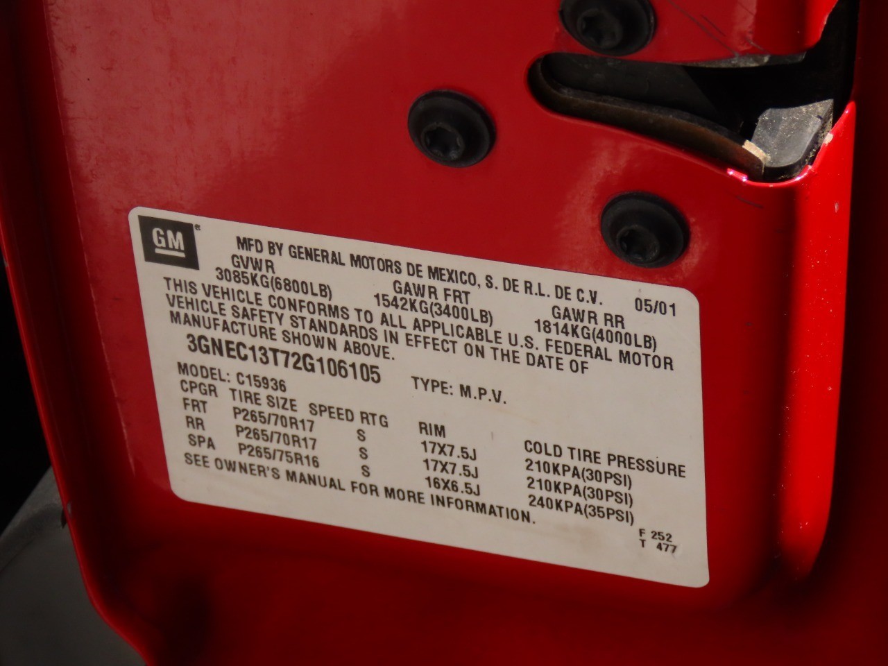 used 2002 Chevrolet Avalanche car, priced at $8,999