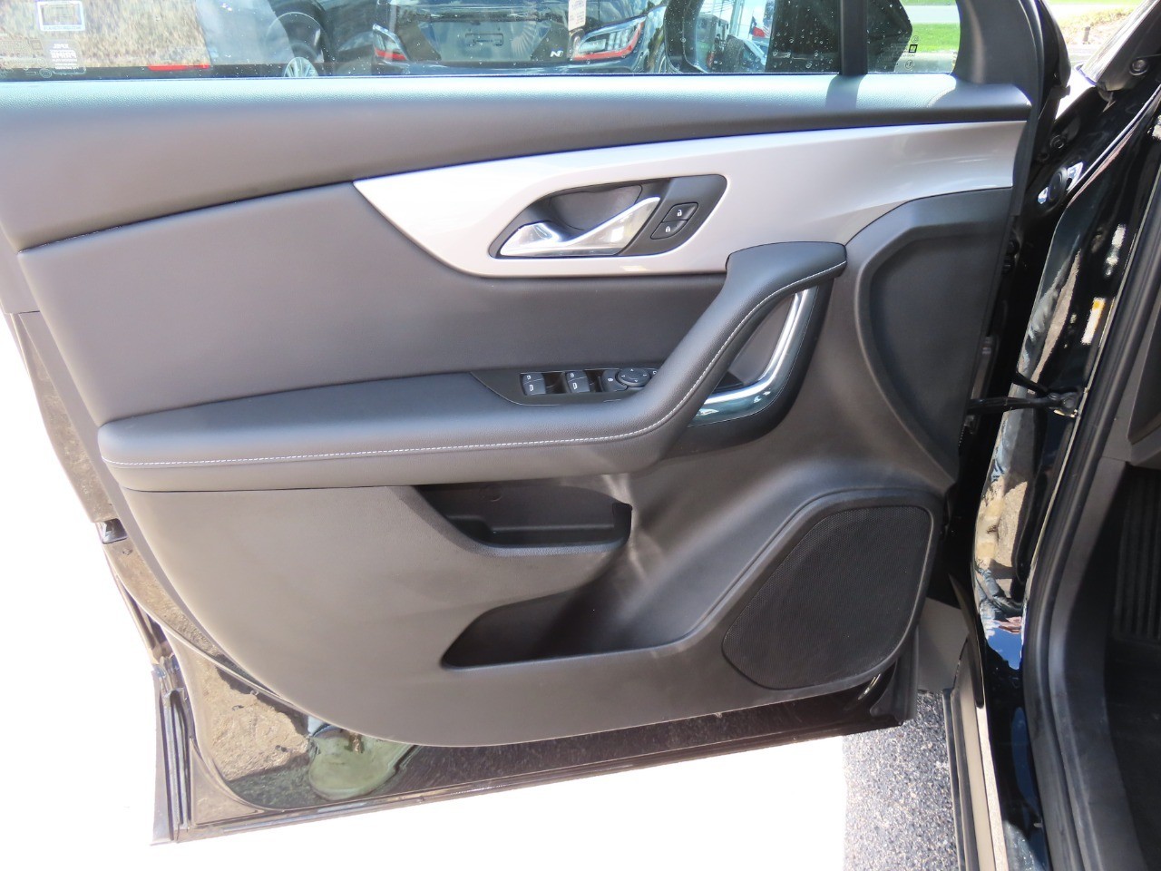 used 2023 Chevrolet Blazer car, priced at $21,999