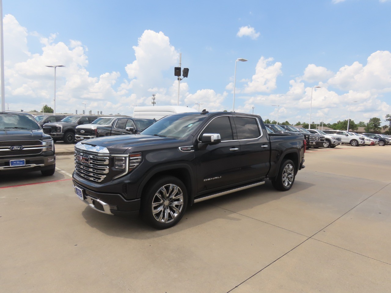 2023 GMC Sierra 1500 Denali - 1