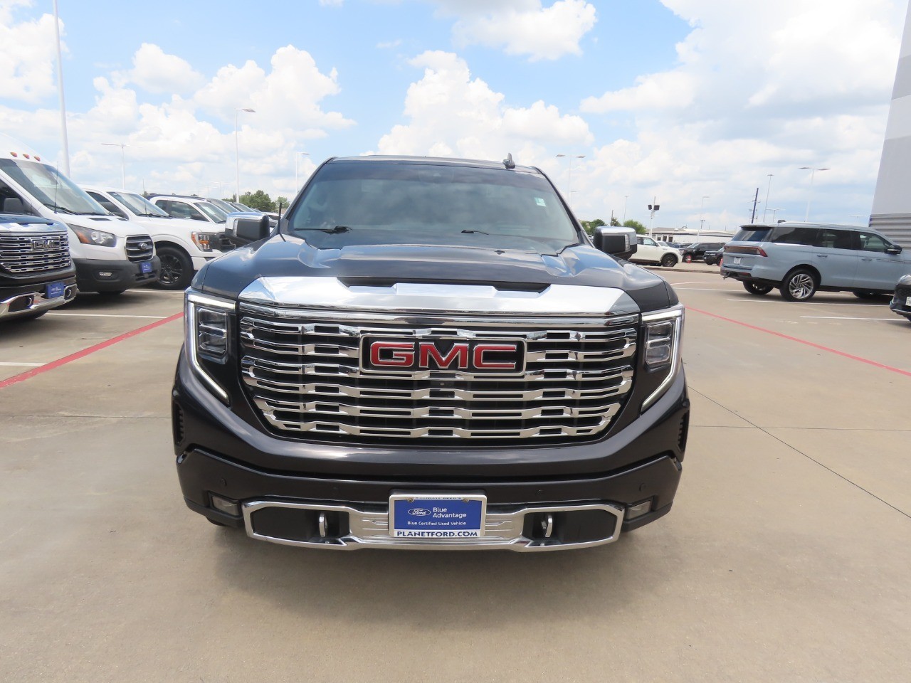 2023 GMC Sierra 1500 Denali - 4