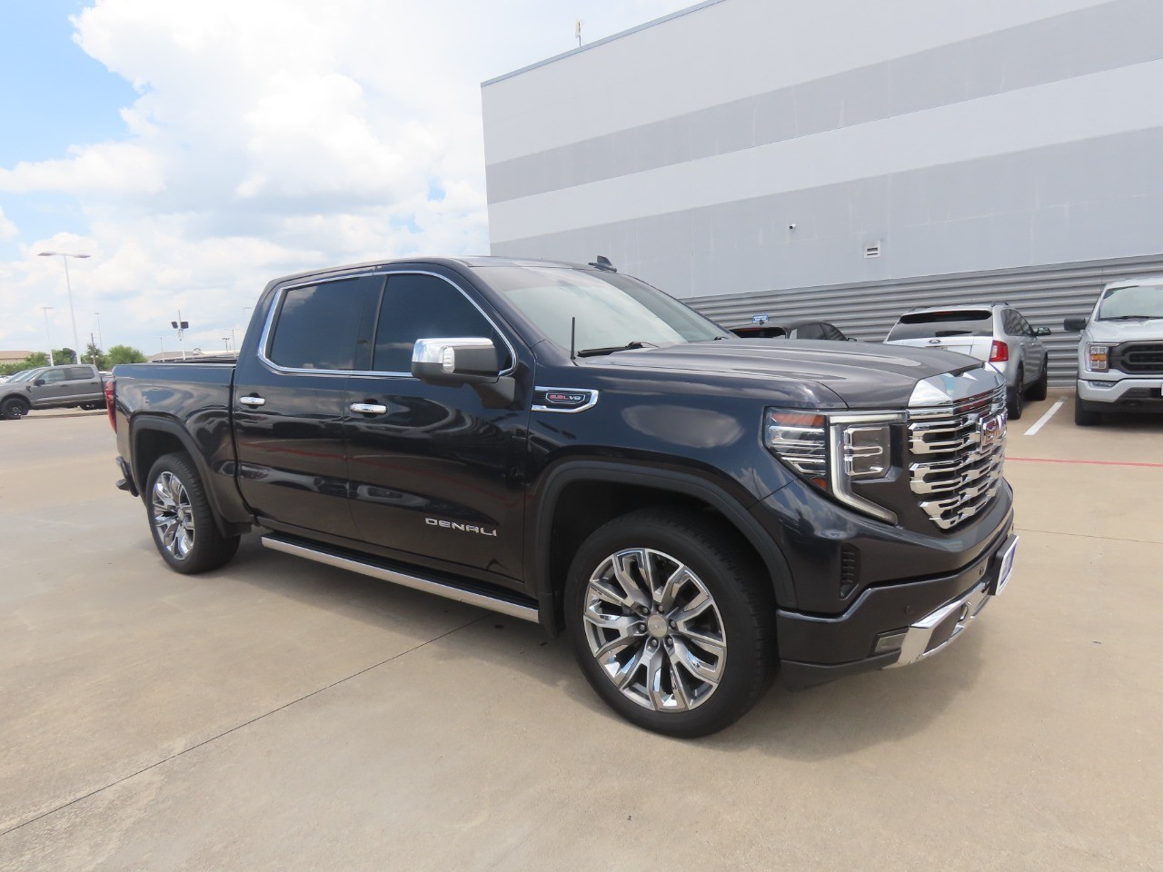 2023 GMC Sierra 1500 Denali - 6