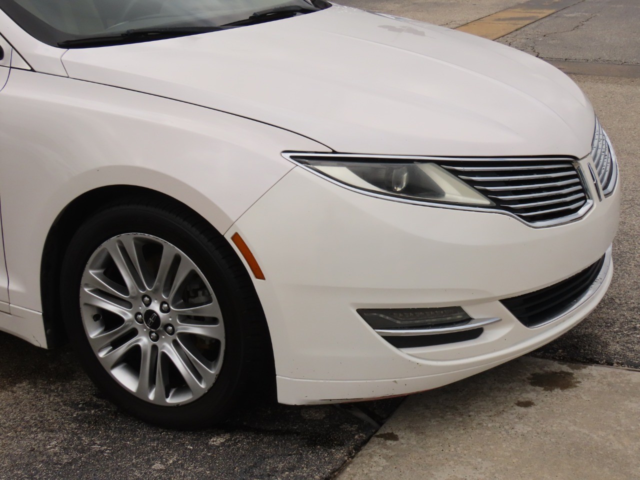 used 2013 Lincoln MKZ car, priced at $5,999