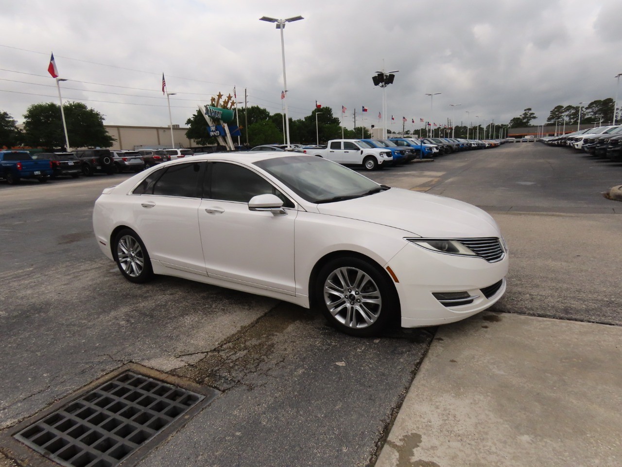 used 2013 Lincoln MKZ car, priced at $5,999