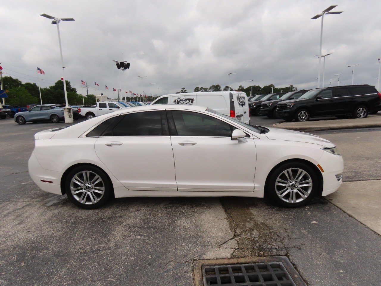 used 2013 Lincoln MKZ car, priced at $5,999