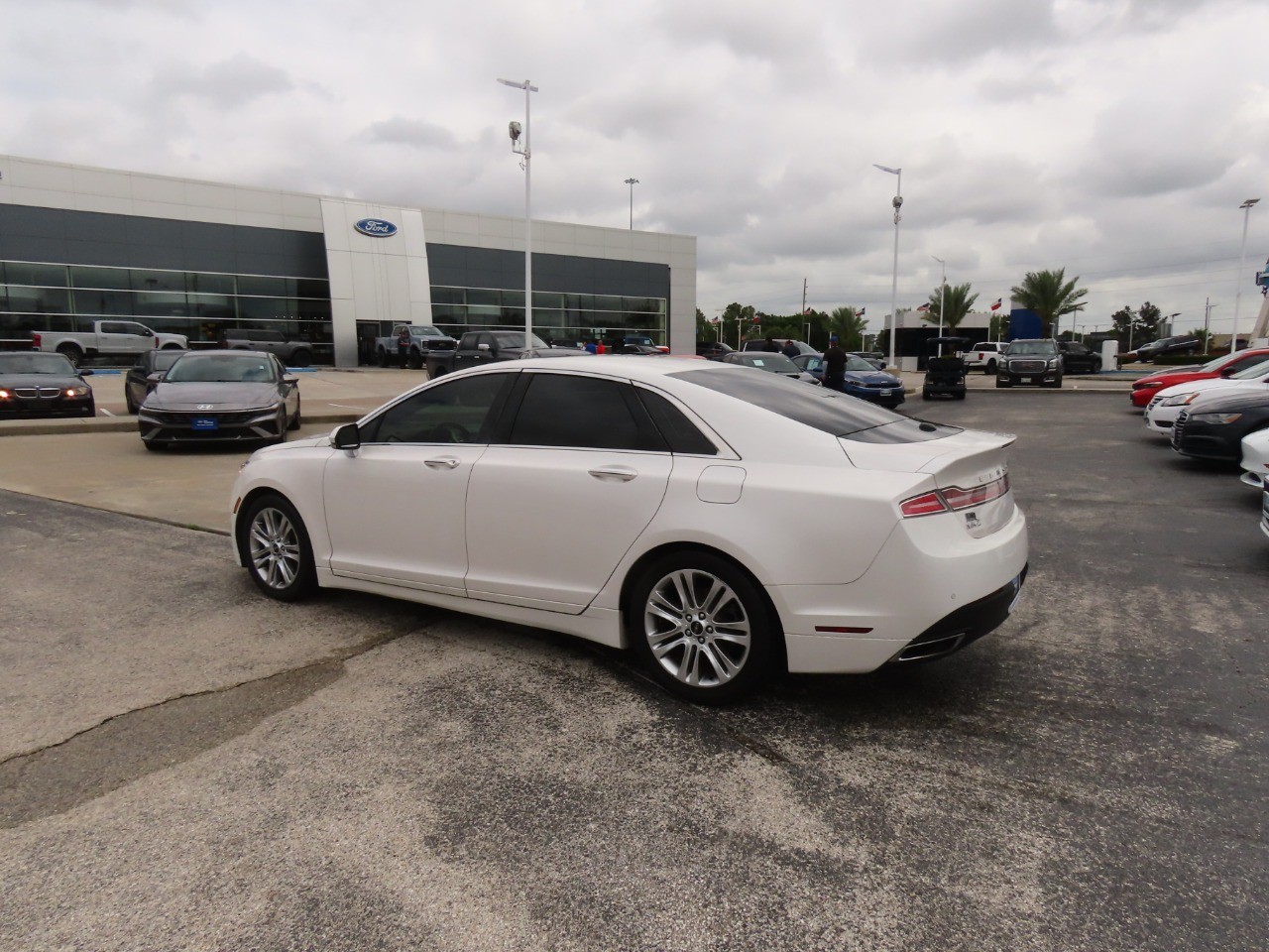 used 2013 Lincoln MKZ car, priced at $5,999