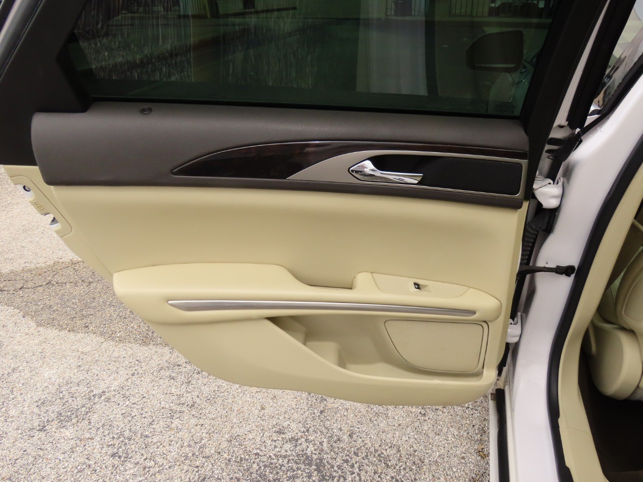 used 2013 Lincoln MKZ car, priced at $5,999