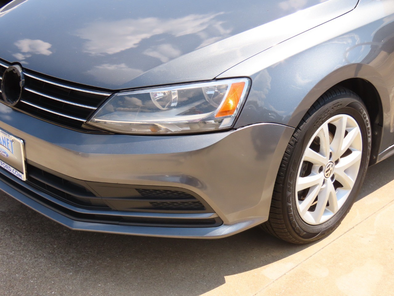 2015 Volkswagen Jetta 1.8T SE - 2