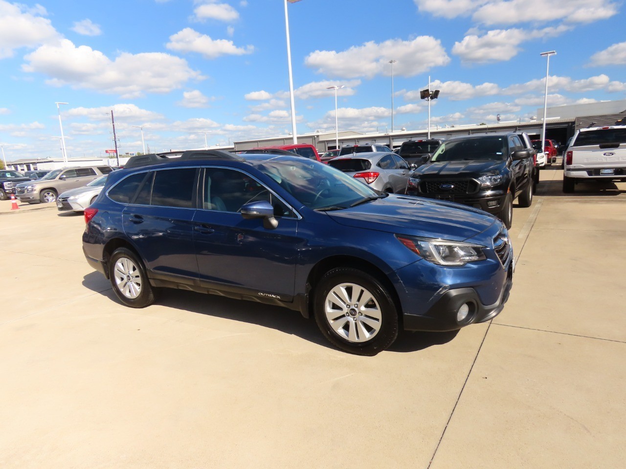 2019 Subaru Outback Premium - 6