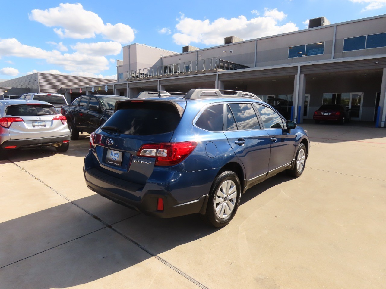 2019 Subaru Outback Premium - 10
