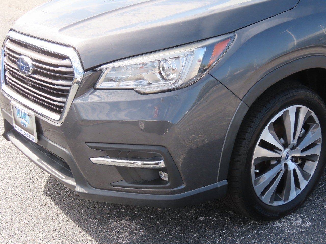 2020 Subaru Ascent photo 3 of 32