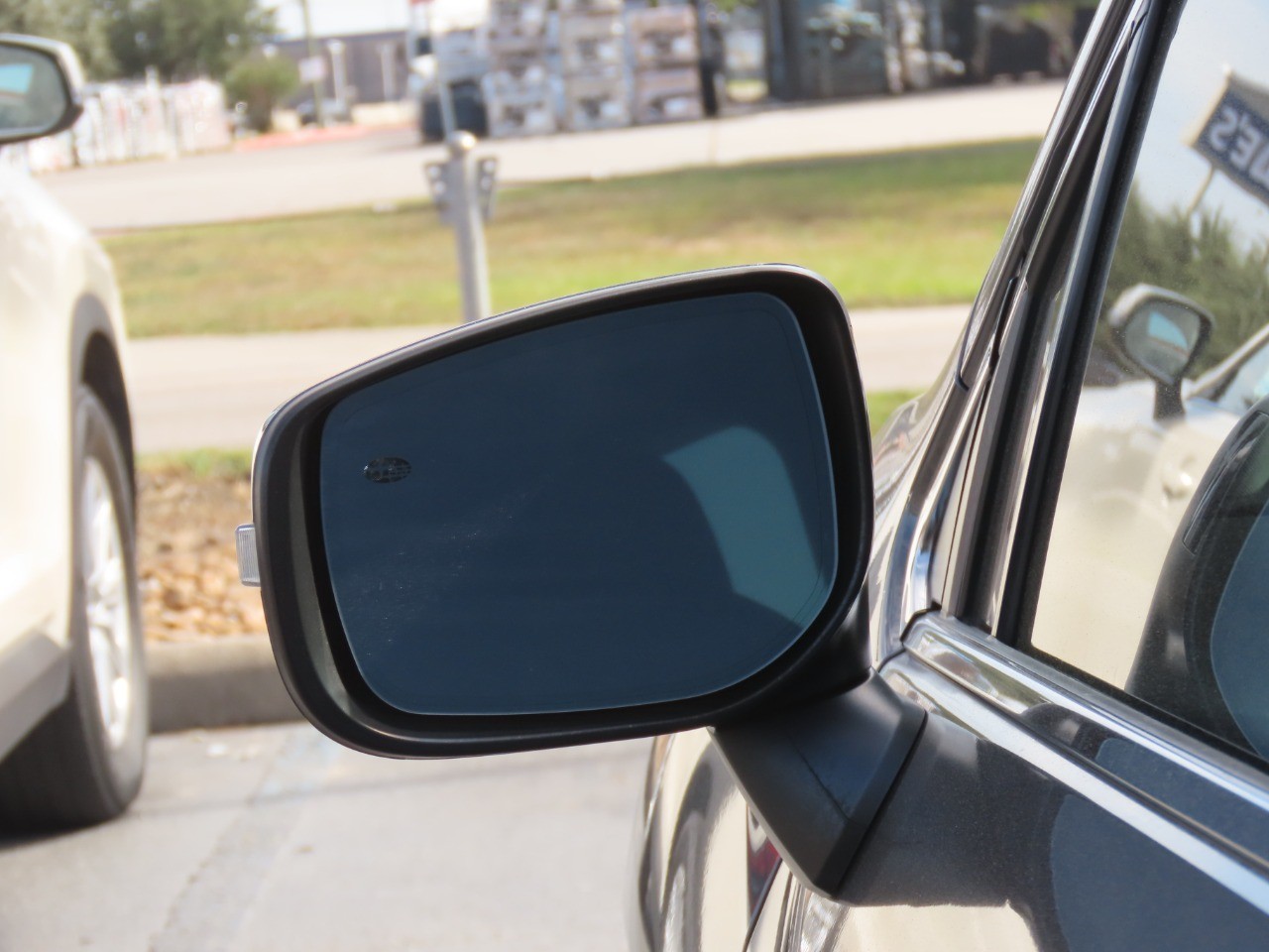 2020 Subaru Ascent photo 19 of 32