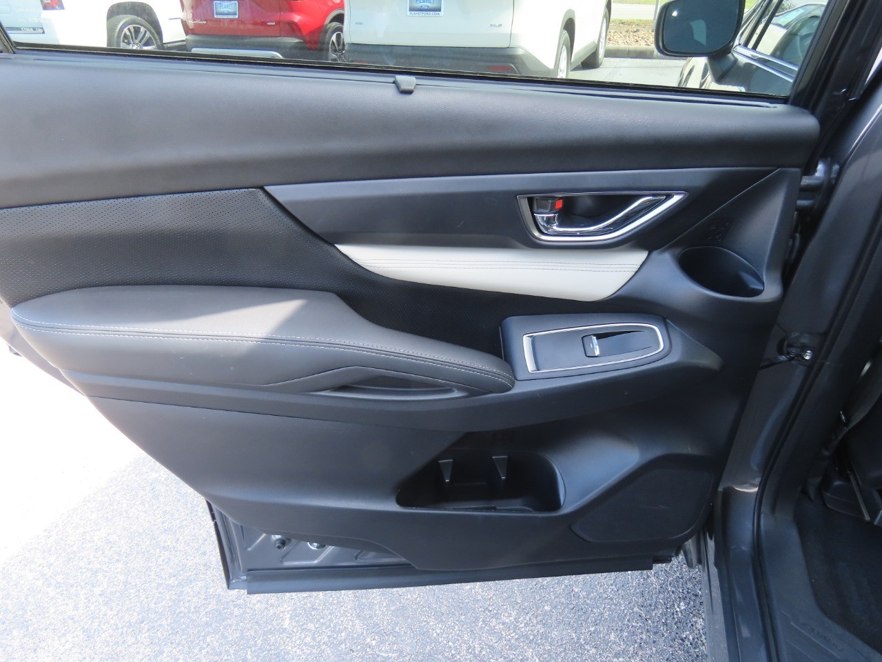 2020 Subaru Ascent photo 20 of 32
