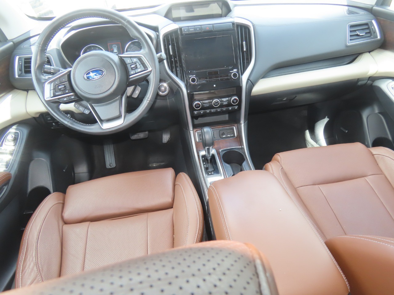 2019 Subaru Ascent photo 18 of 21