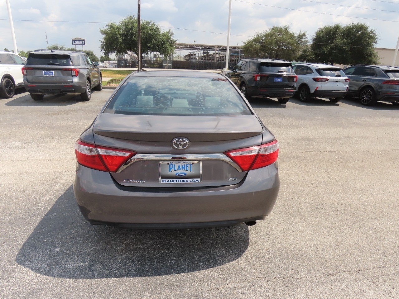 2016 Toyota Camry photo 13 of 30
