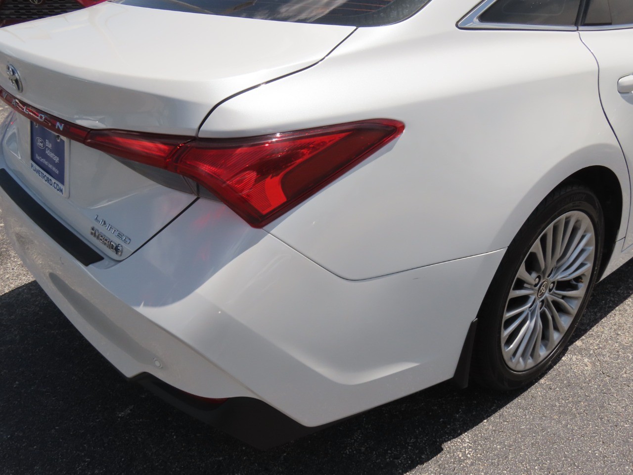 2022 Toyota Avalon Hybrid Limited - 9
