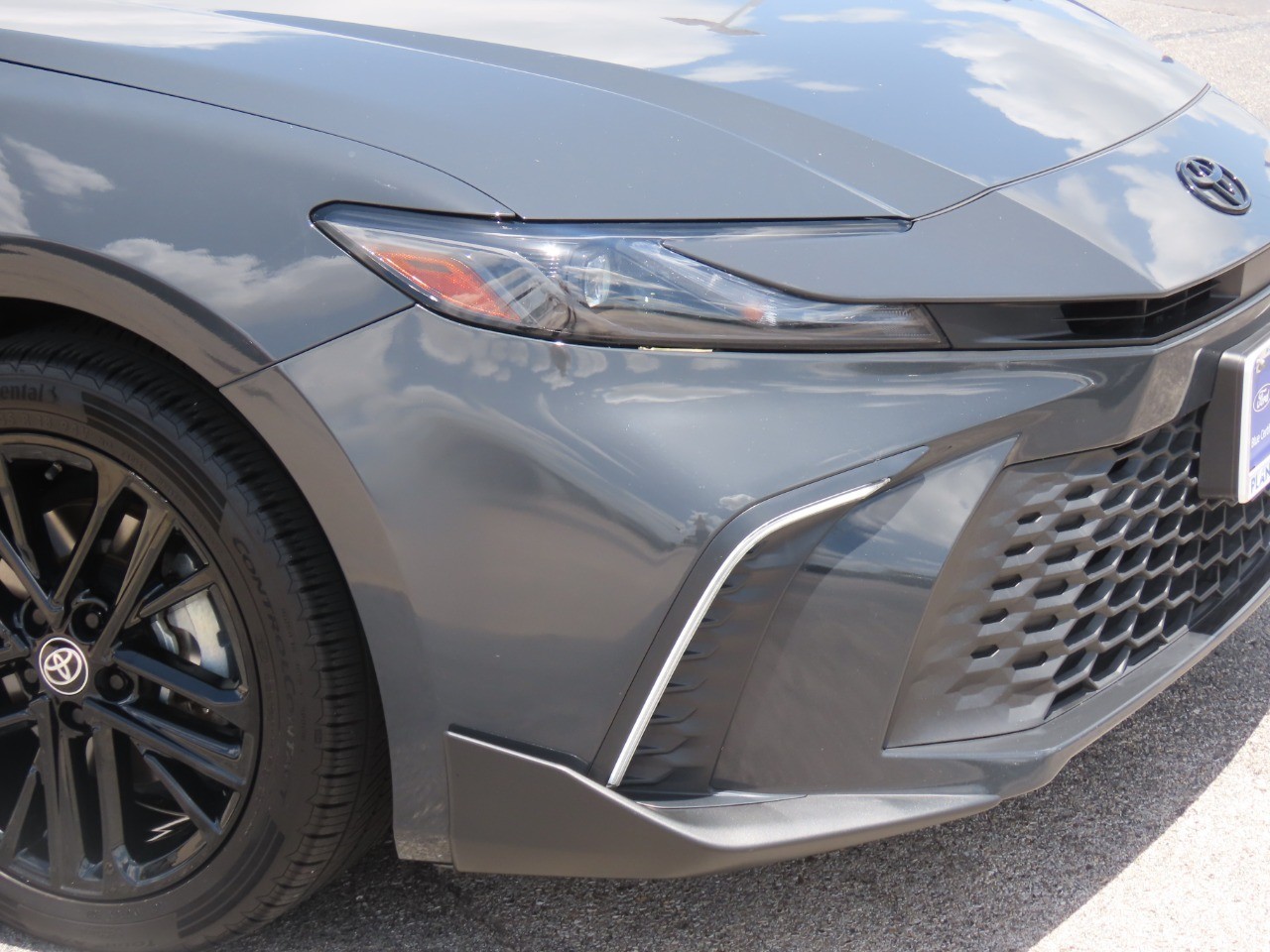 2025 Toyota Camry LE - 4