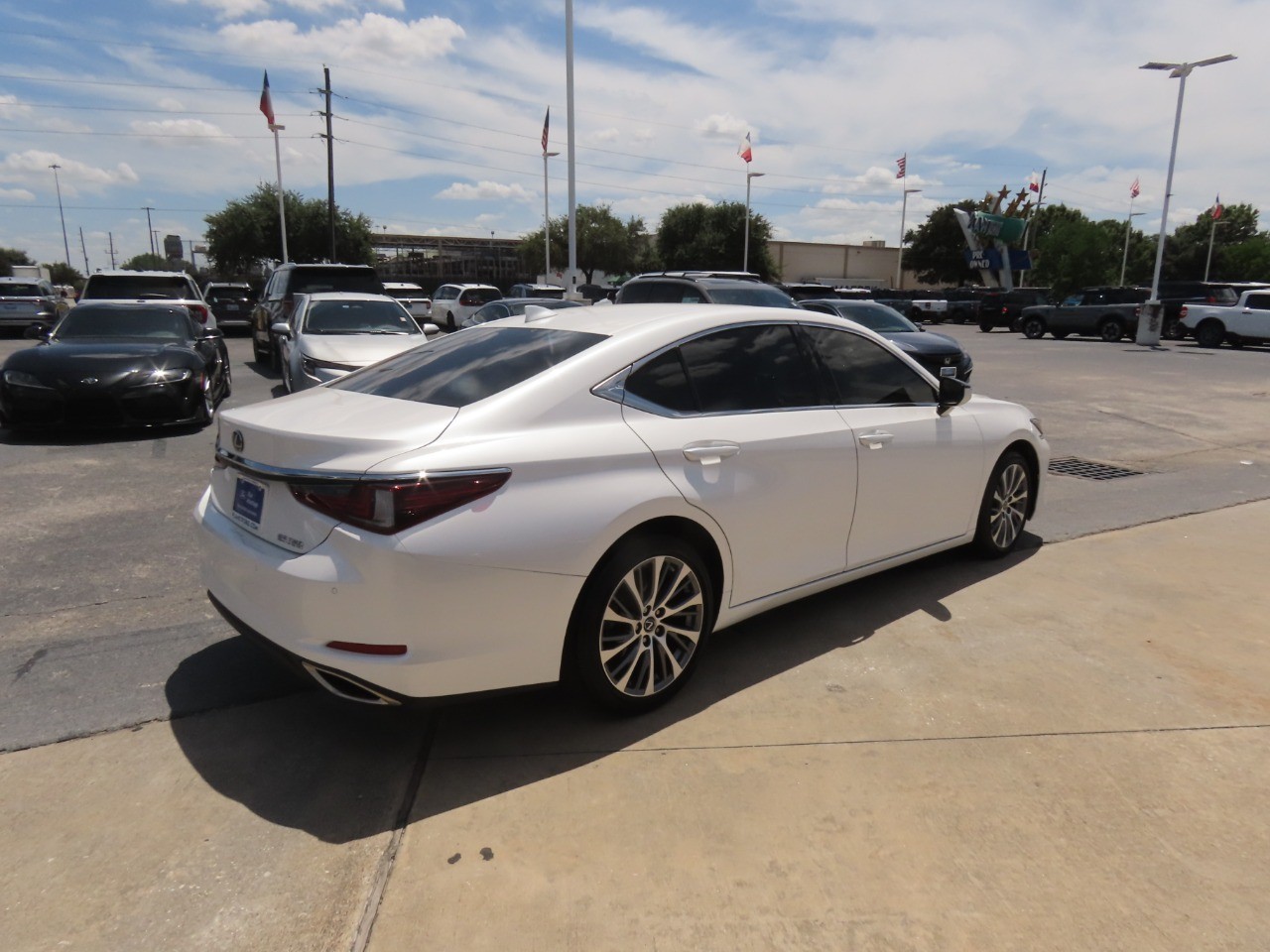2020 Lexus ES ES 350 - 8