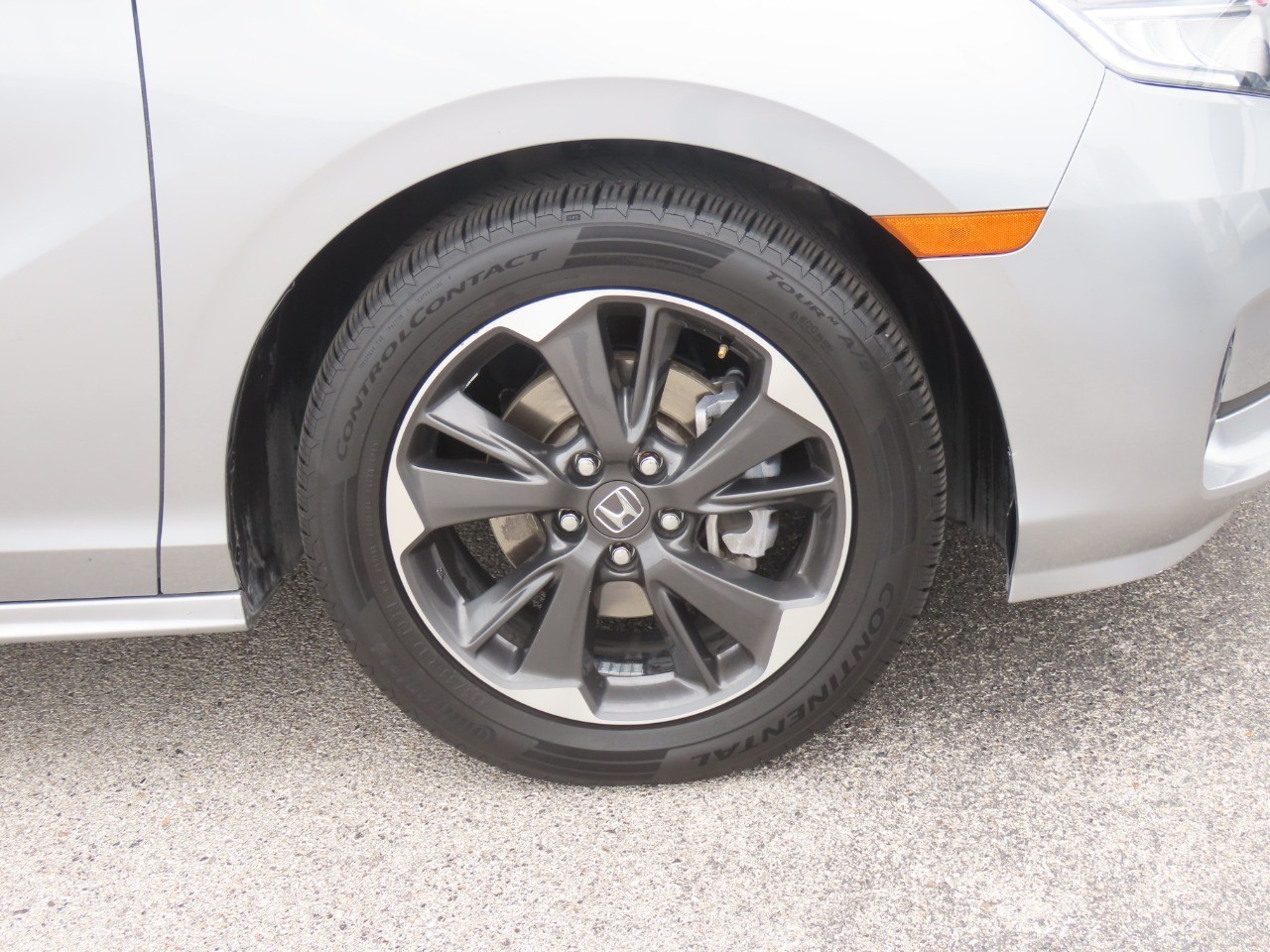 2023 Honda Odyssey photo 9 of 32