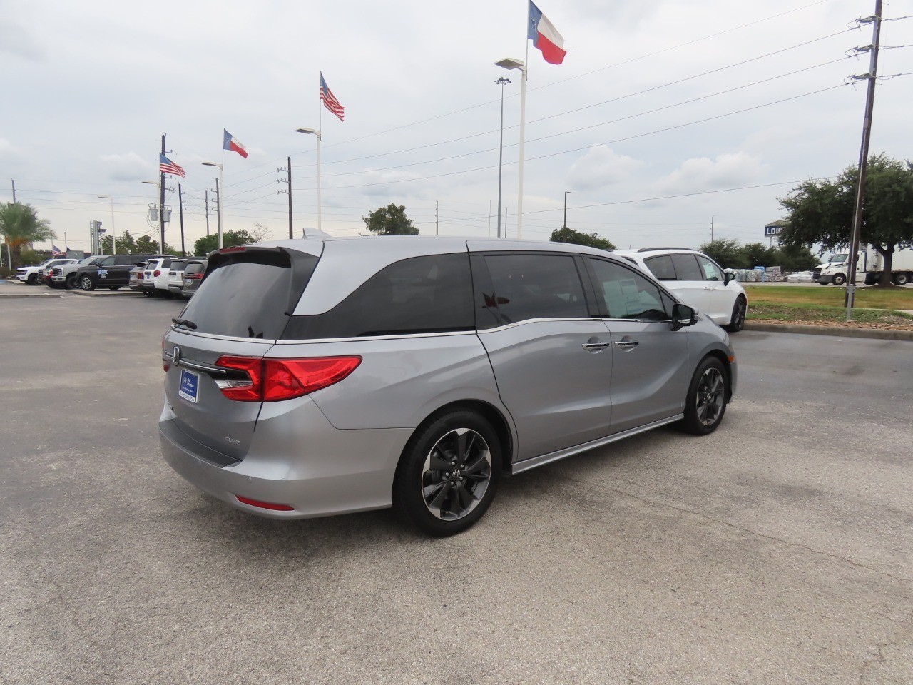 2023 Honda Odyssey photo 11 of 32