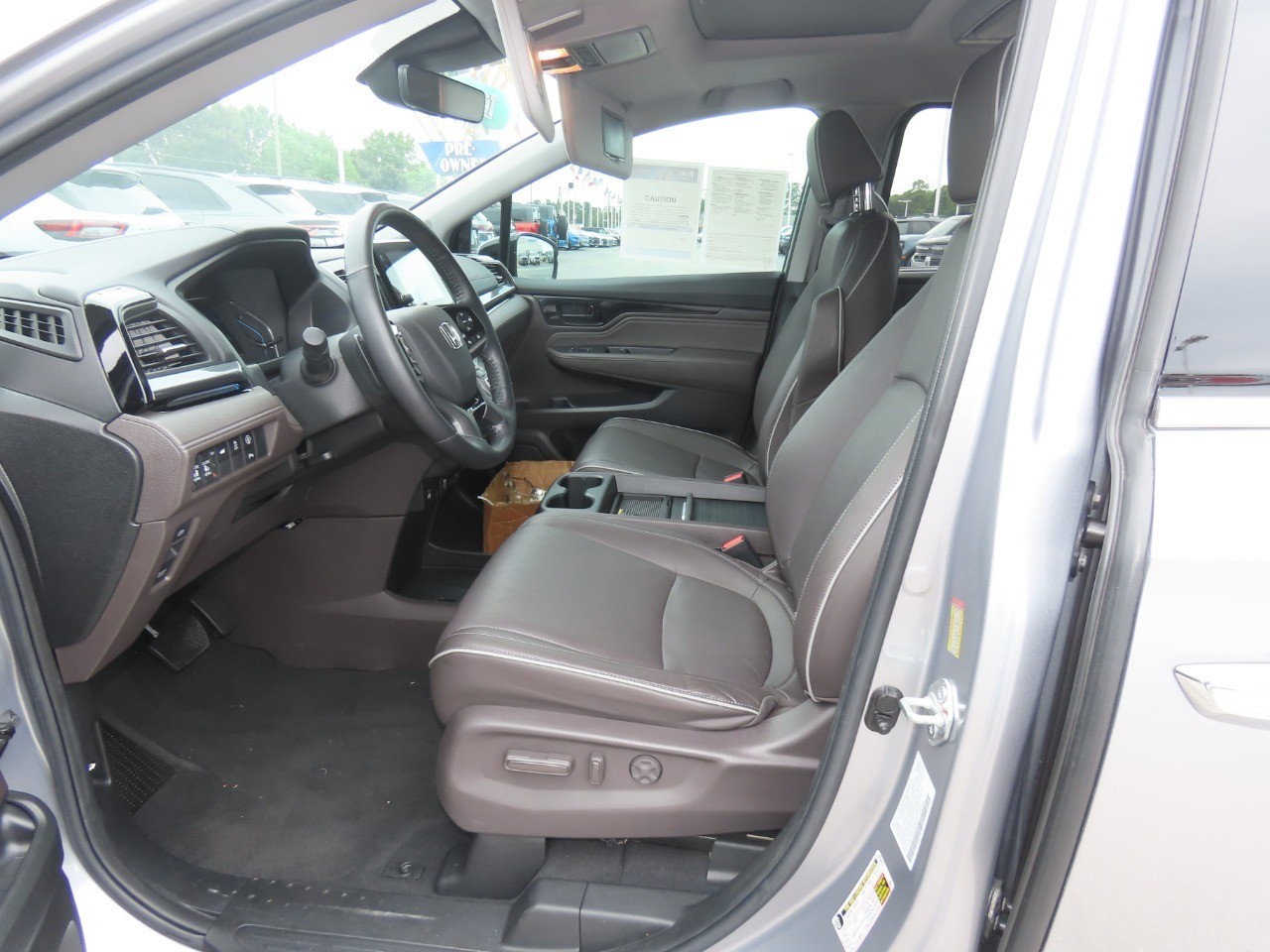 2023 Honda Odyssey photo 25 of 32