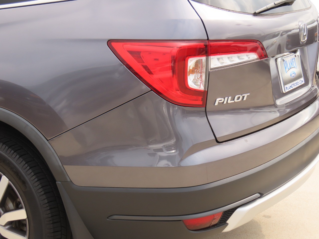 used 2021 Honda Pilot car, priced at $22,999