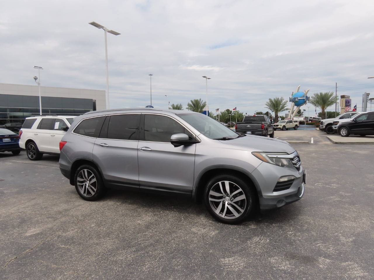 used 2017 Honda Pilot car, priced at $17,999