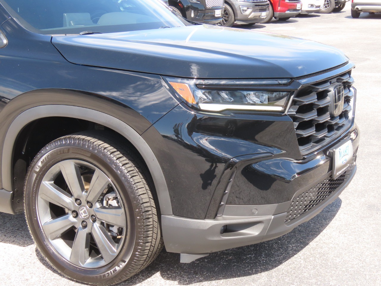 2023 Honda Pilot photo 6 of 33