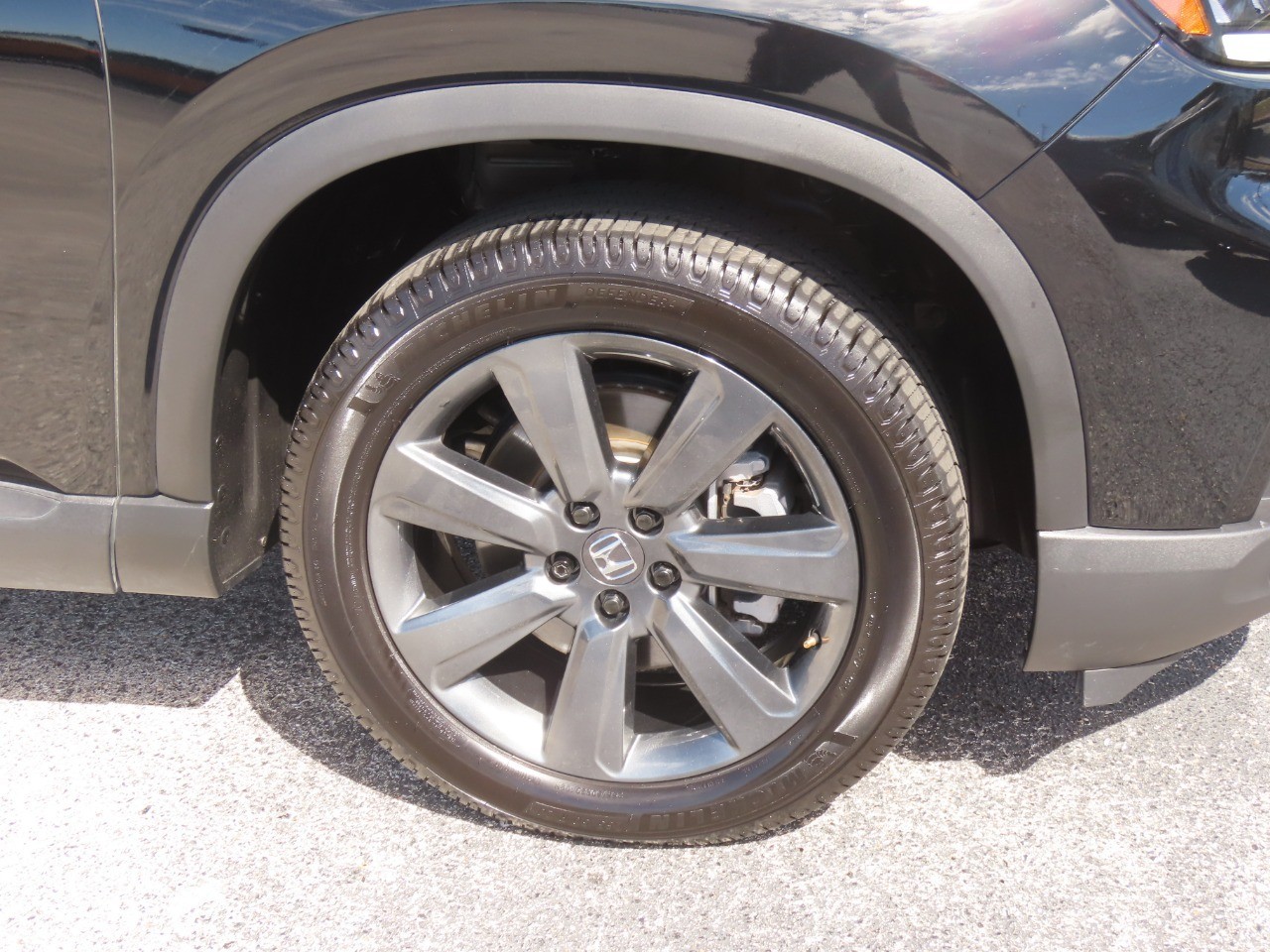 2023 Honda Pilot photo 9 of 33
