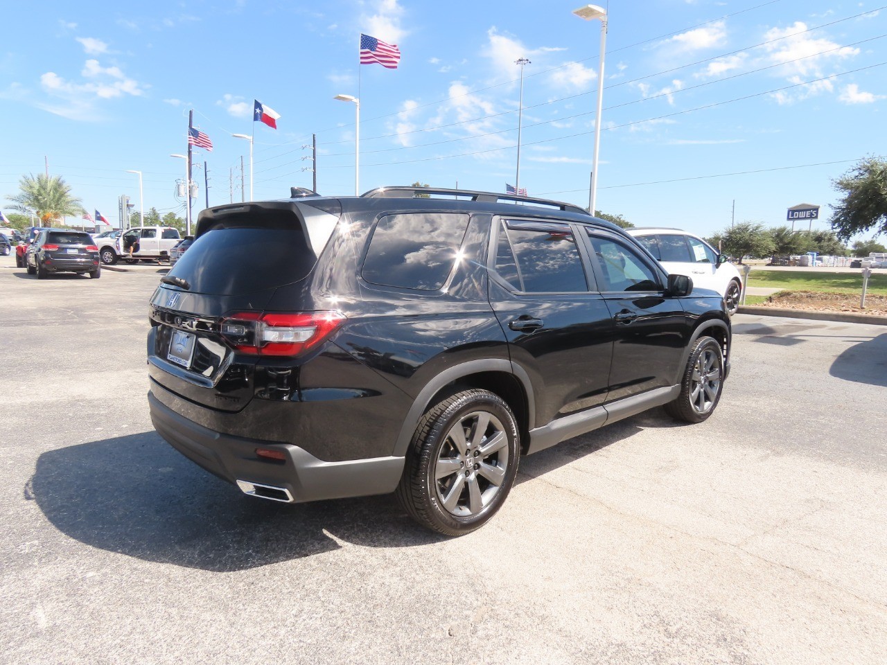 2023 Honda Pilot photo 11 of 33