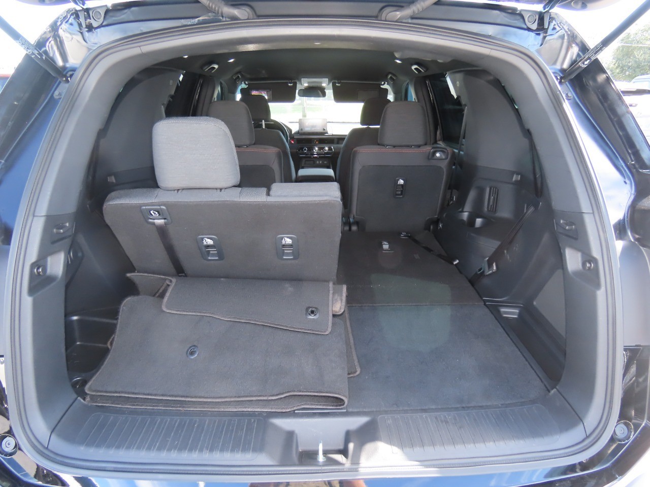 2023 Honda Pilot photo 14 of 33