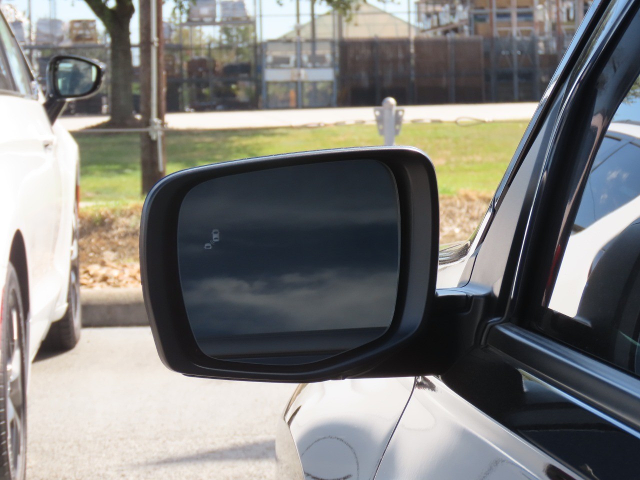 2023 Honda Pilot photo 18 of 33
