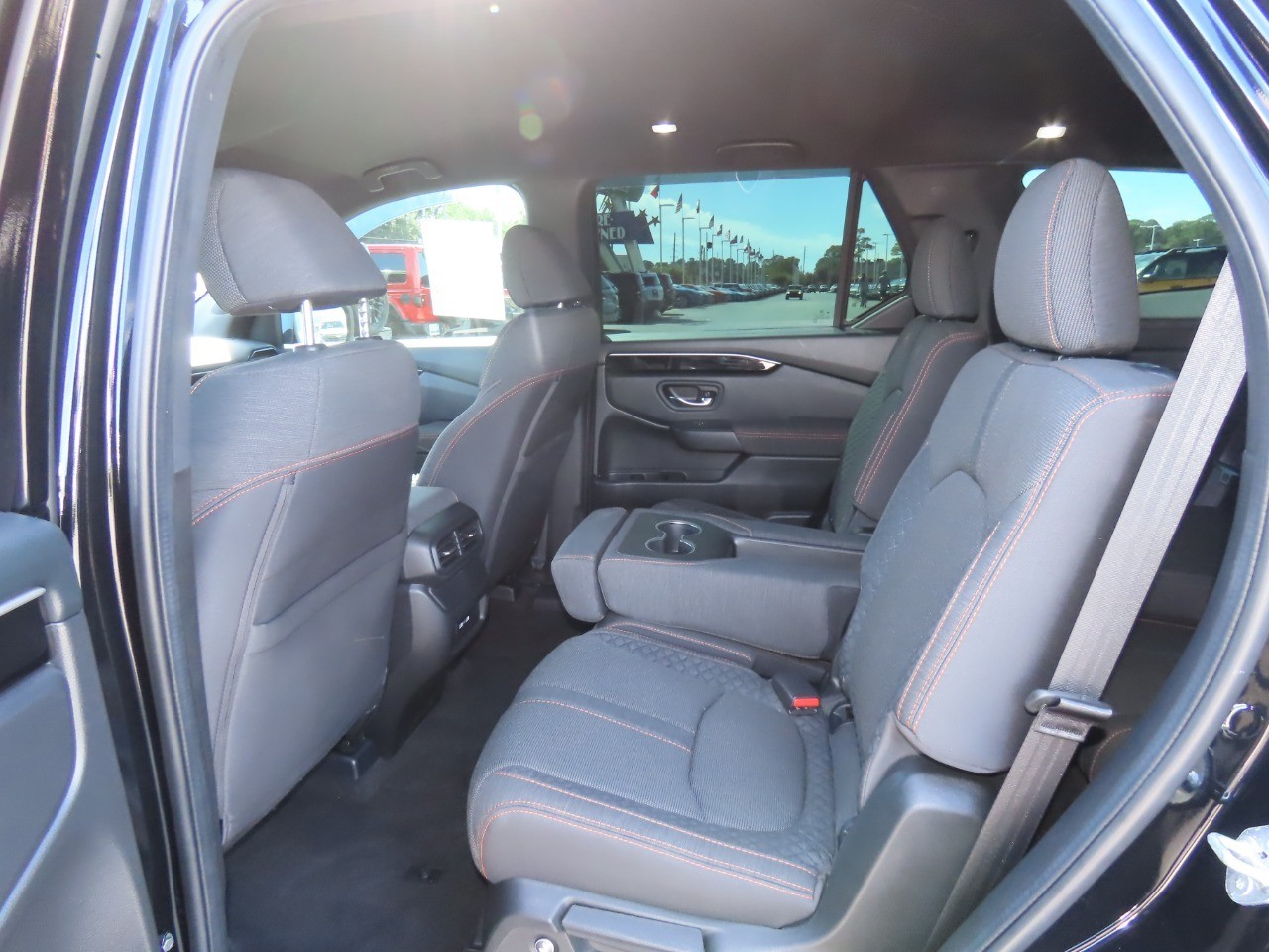 2023 Honda Pilot photo 20 of 33