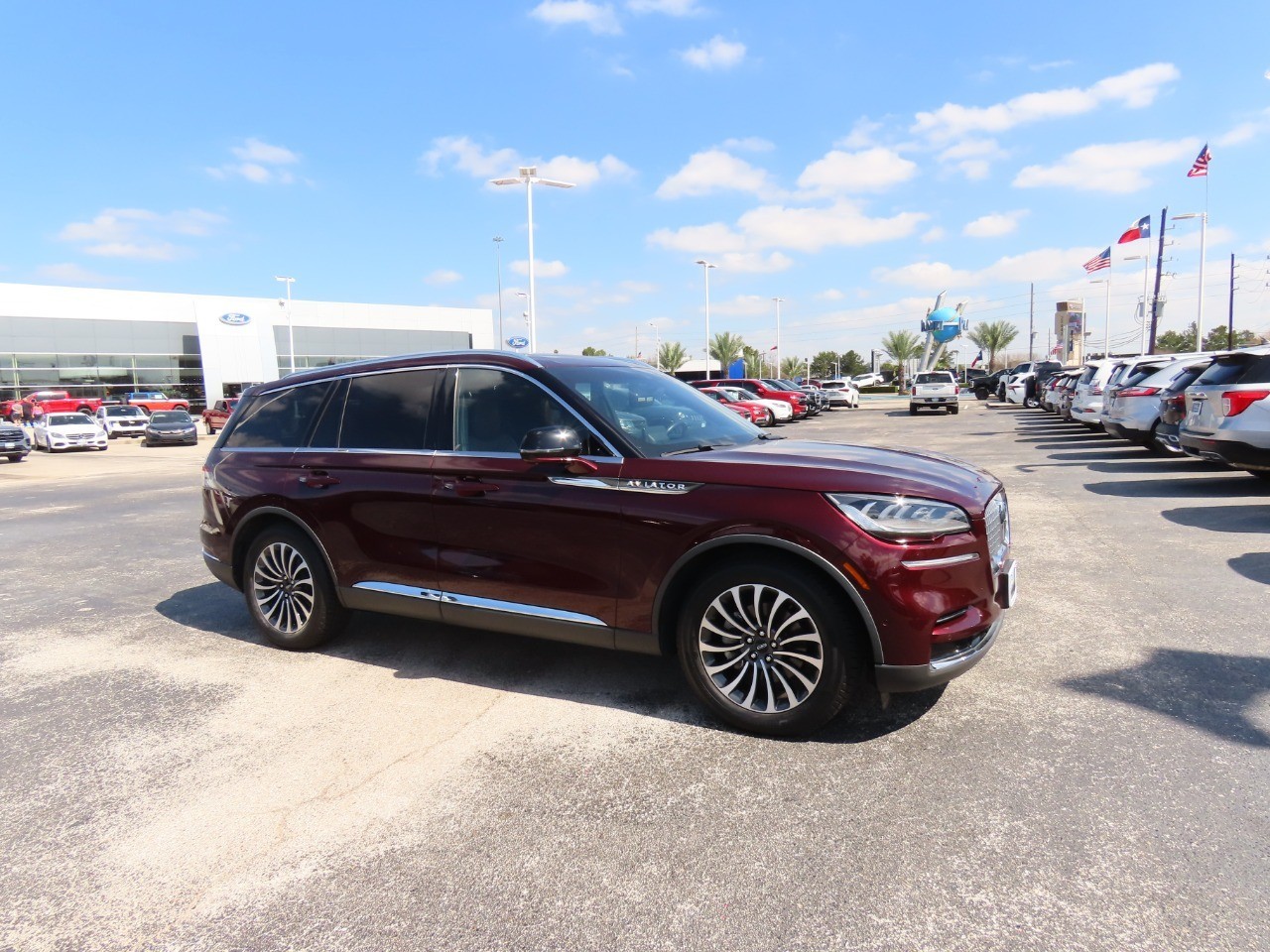 used 2022 Lincoln Aviator car, priced at $30,911