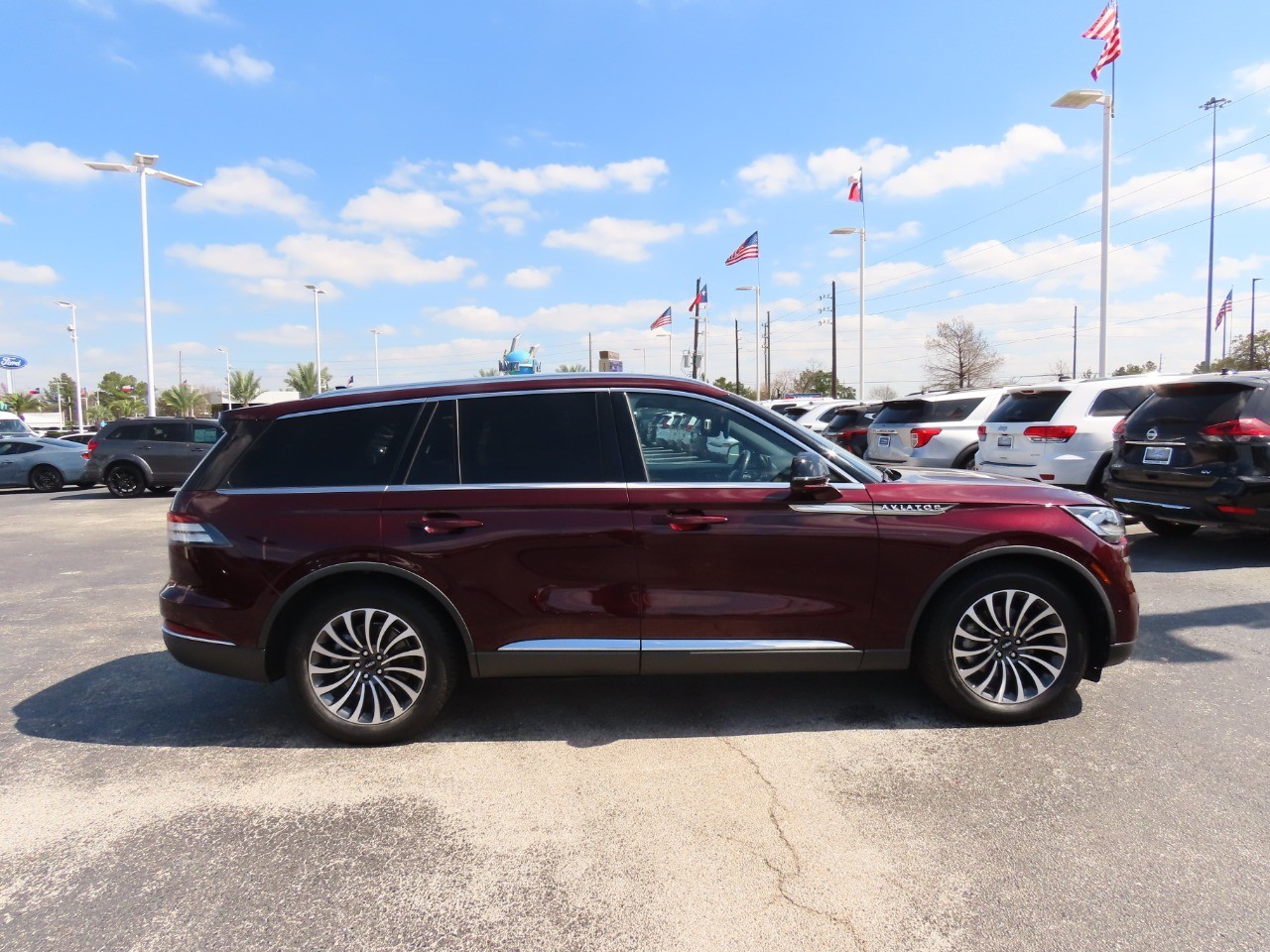 used 2022 Lincoln Aviator car, priced at $30,911