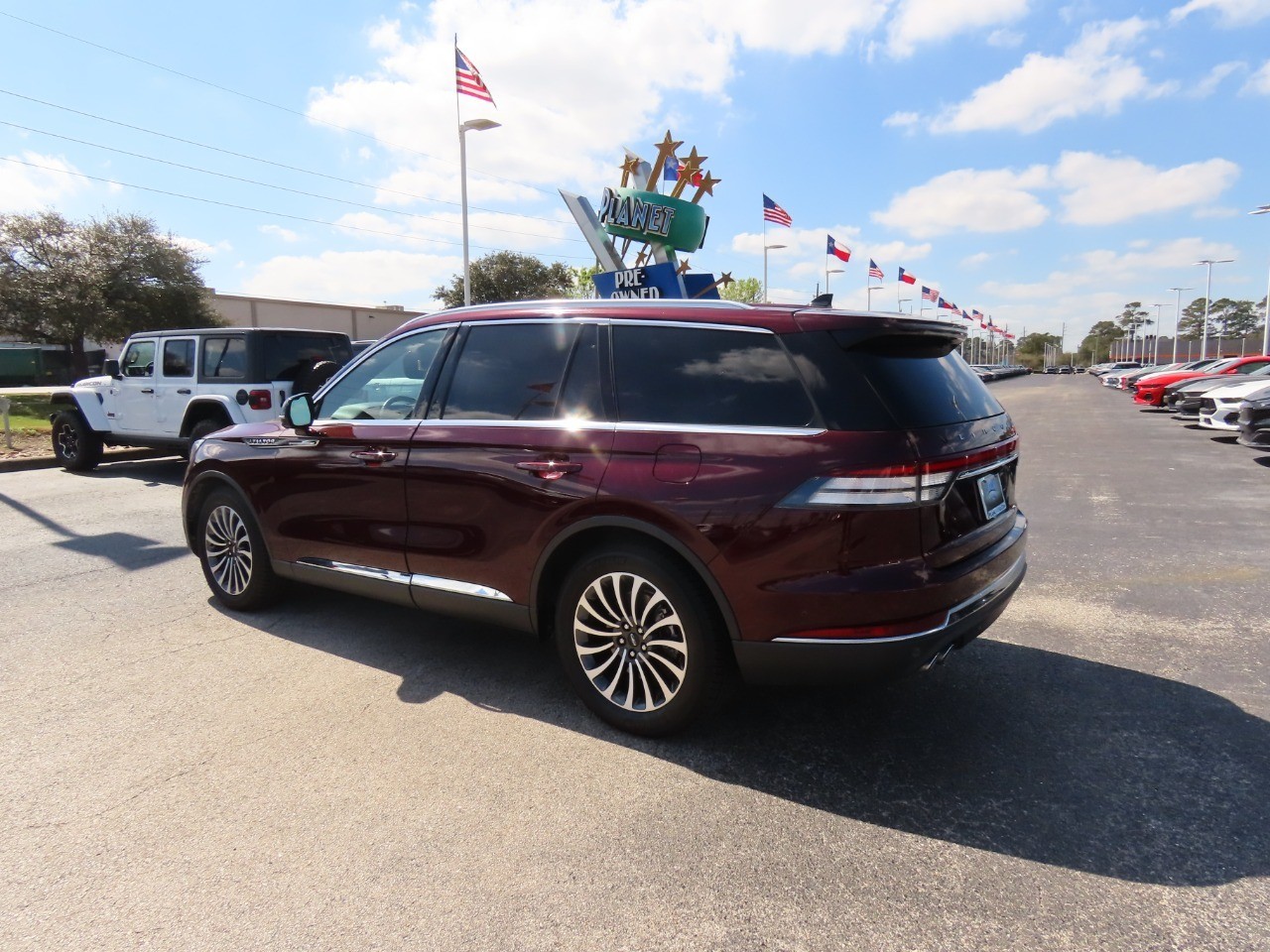 used 2022 Lincoln Aviator car, priced at $30,911