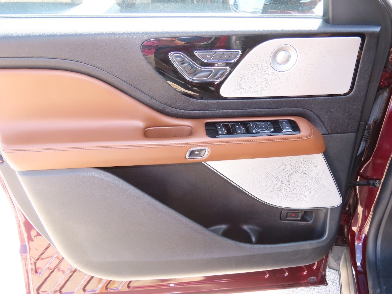 used 2022 Lincoln Aviator car, priced at $30,911