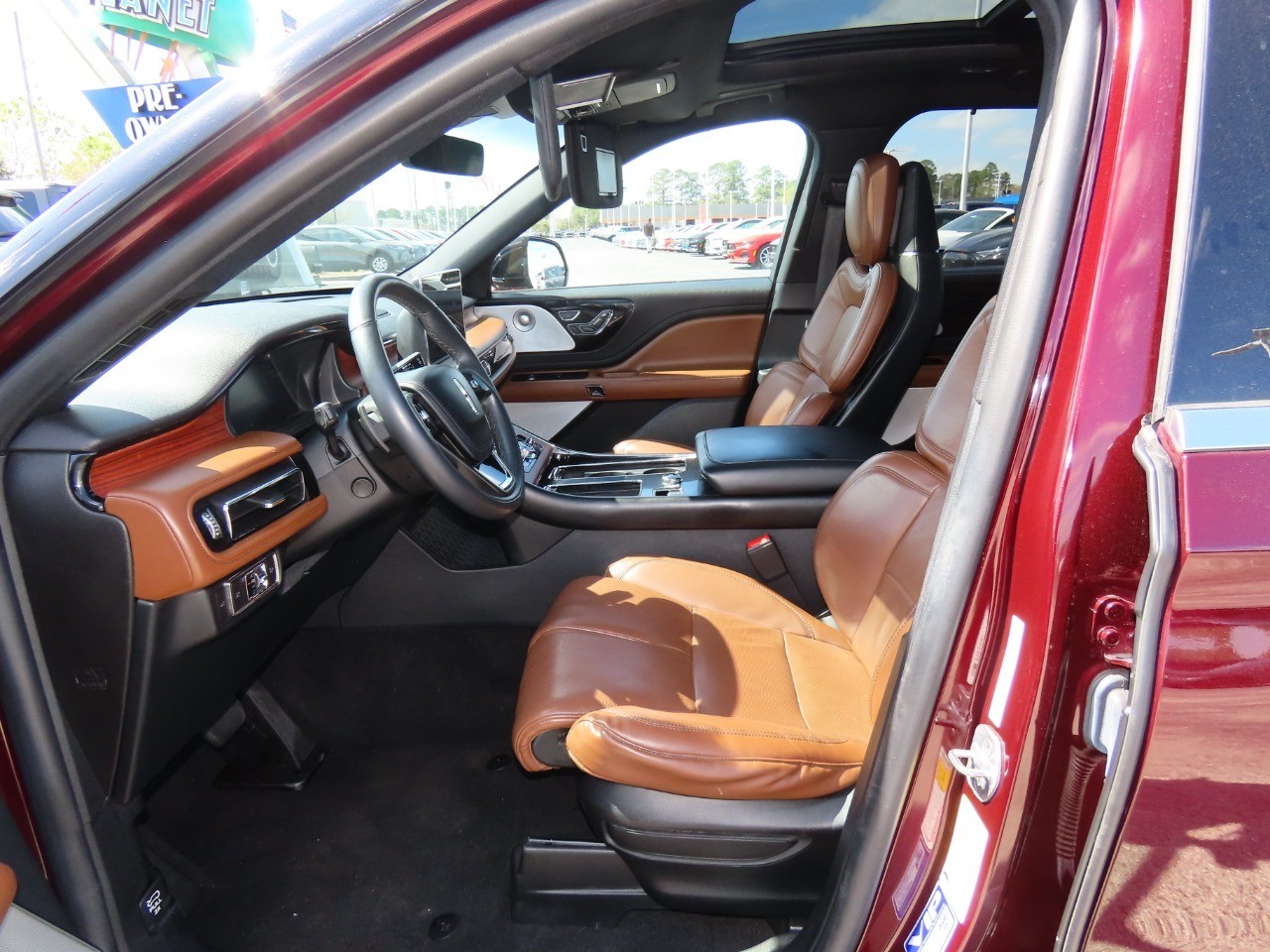 used 2022 Lincoln Aviator car, priced at $30,911