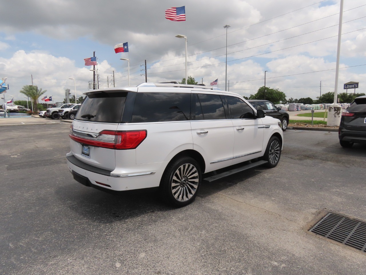 used 2019 Lincoln Navigator car, priced at $28,999