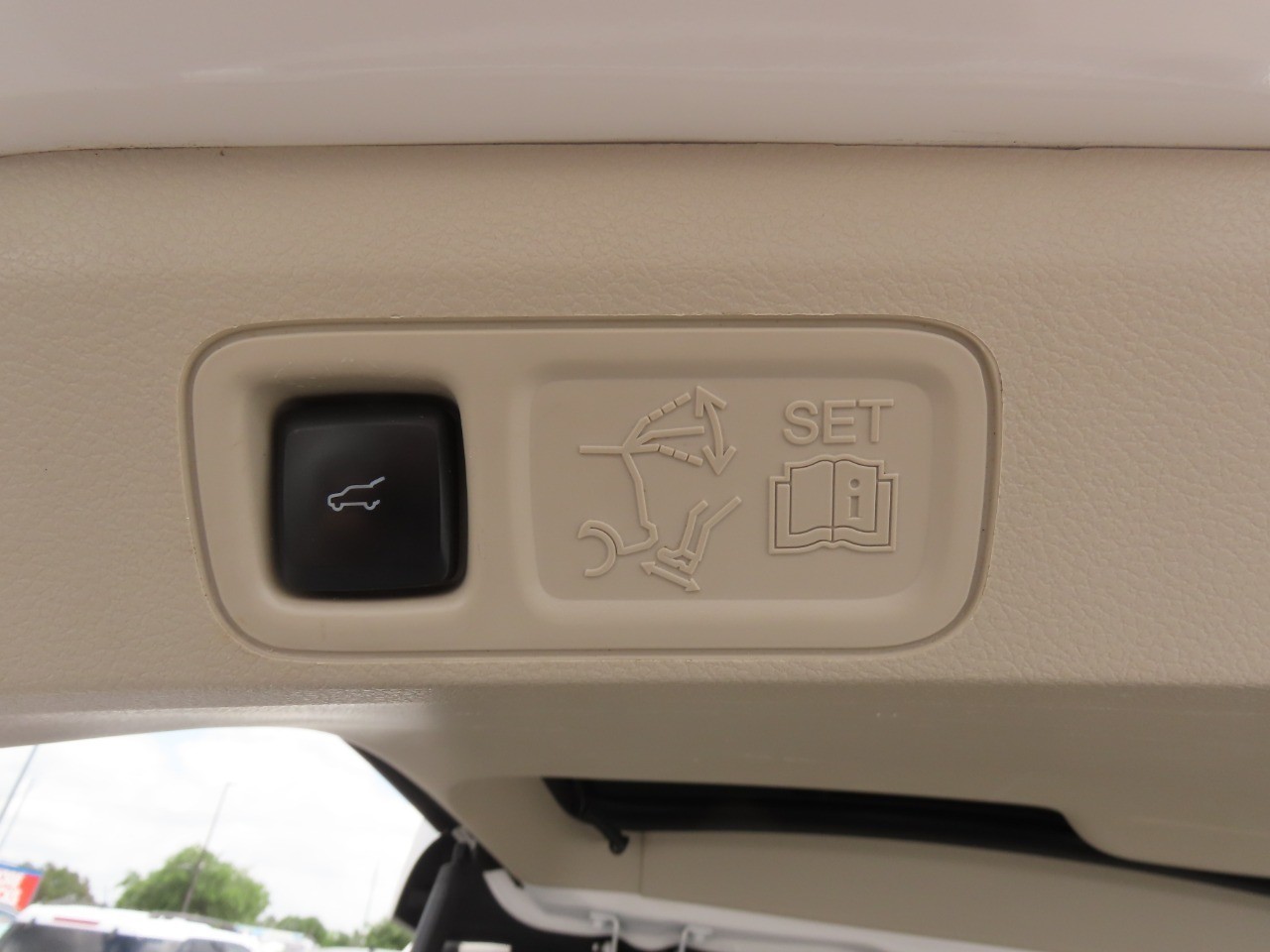 used 2019 Lincoln Navigator car, priced at $28,999