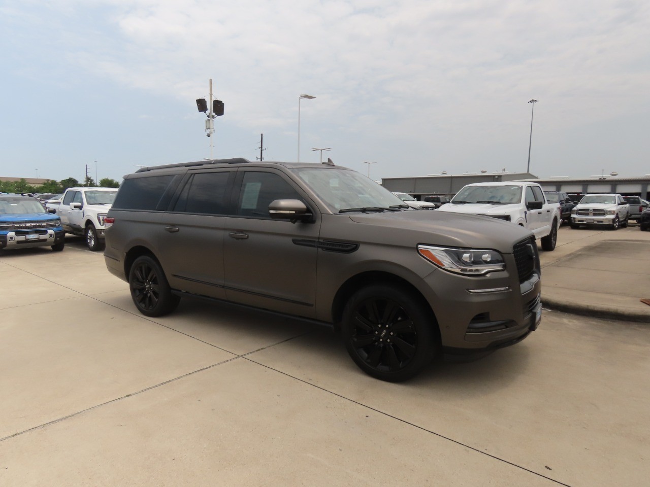2023 Lincoln Navigator L Reserve - 6